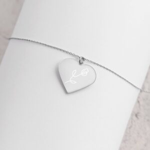 A flower Engraved Silver Heart Necklace
